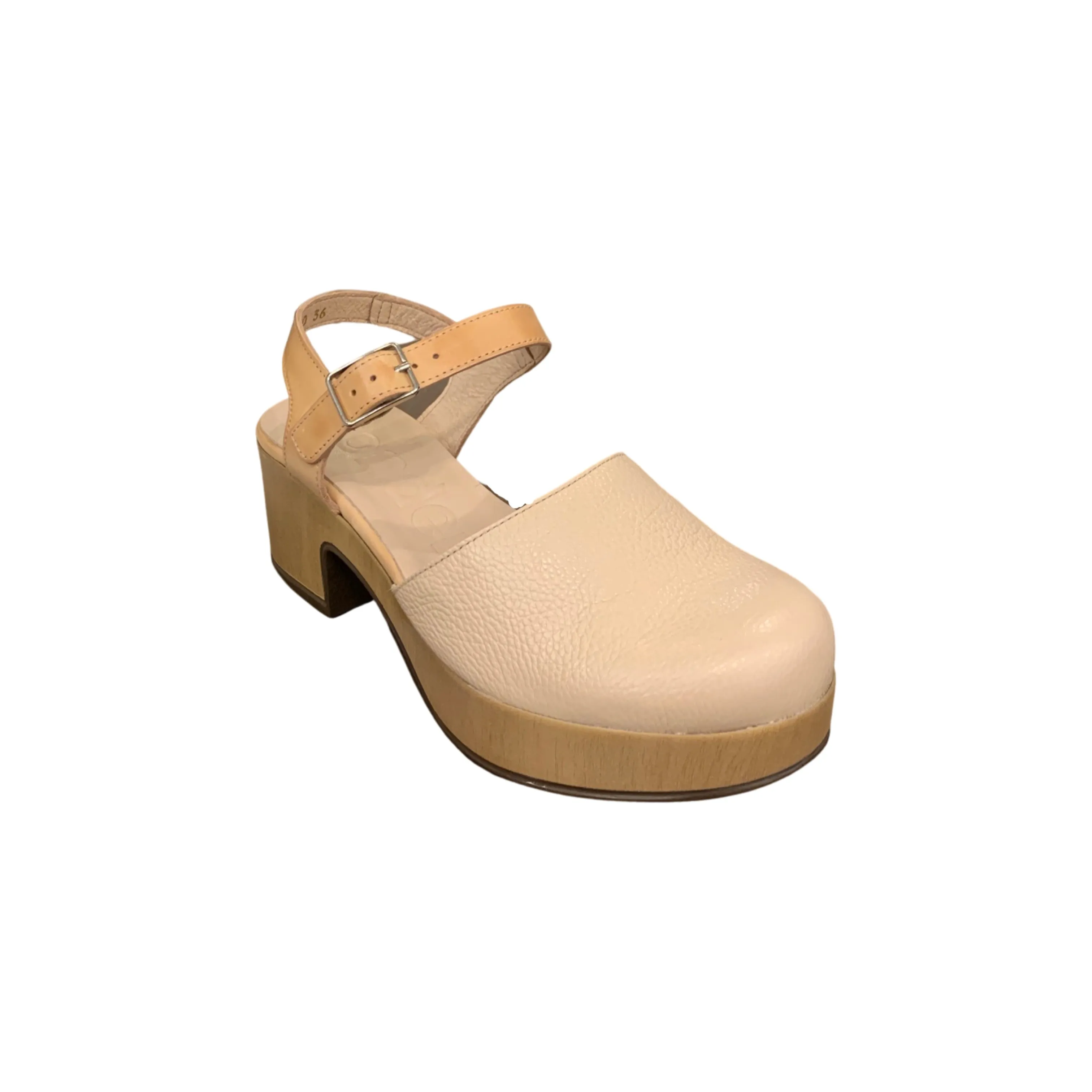 D9510 Natural Platform Clog