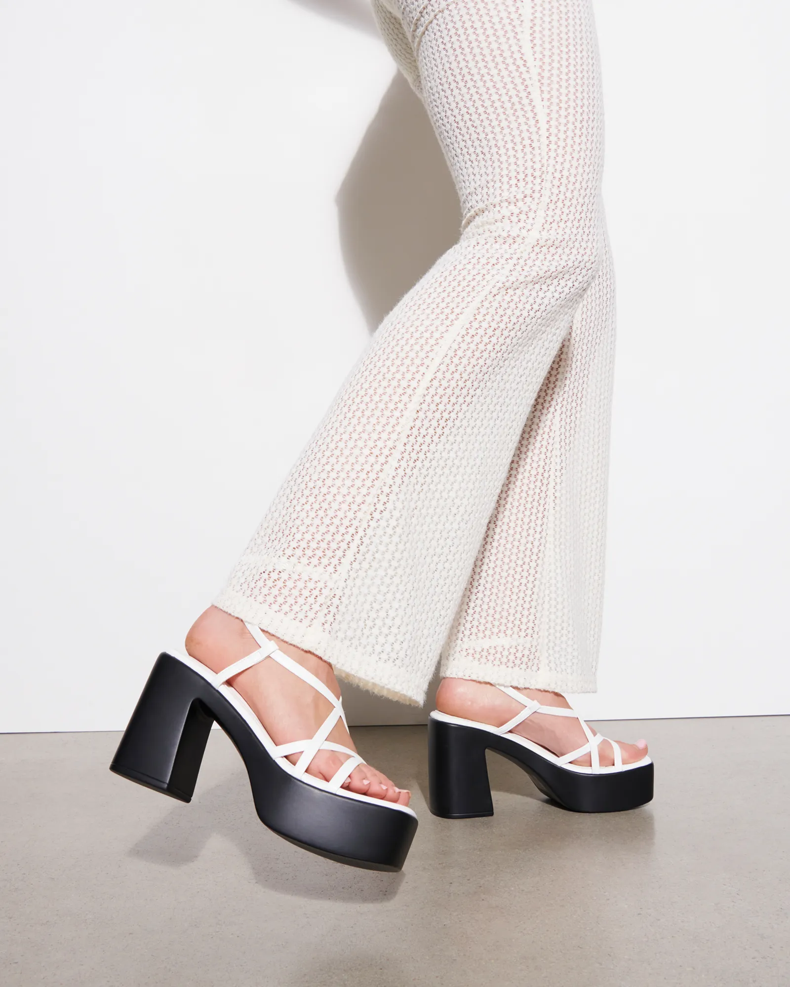 Daze Platform Heel White Smooth