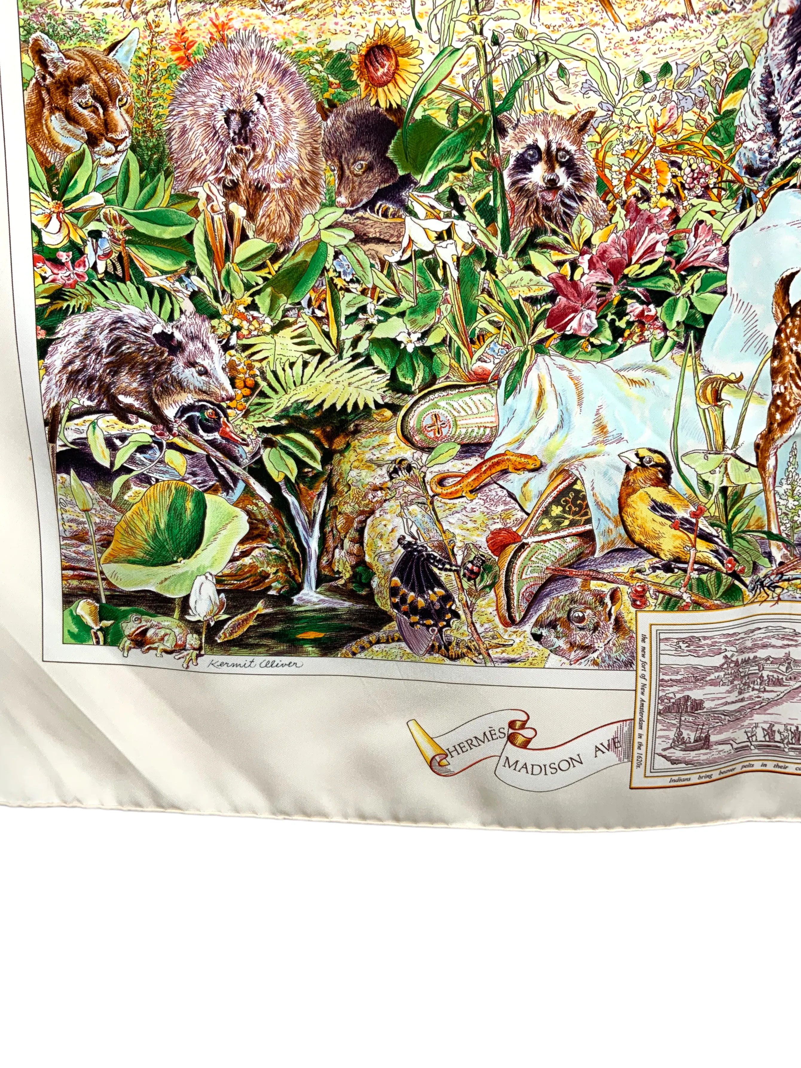 HERMES Madison Avenue Kermit Oliver Silk Scarf 90