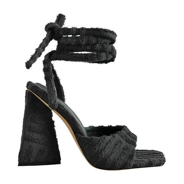 Sandals Queen Pyrneas (Black)