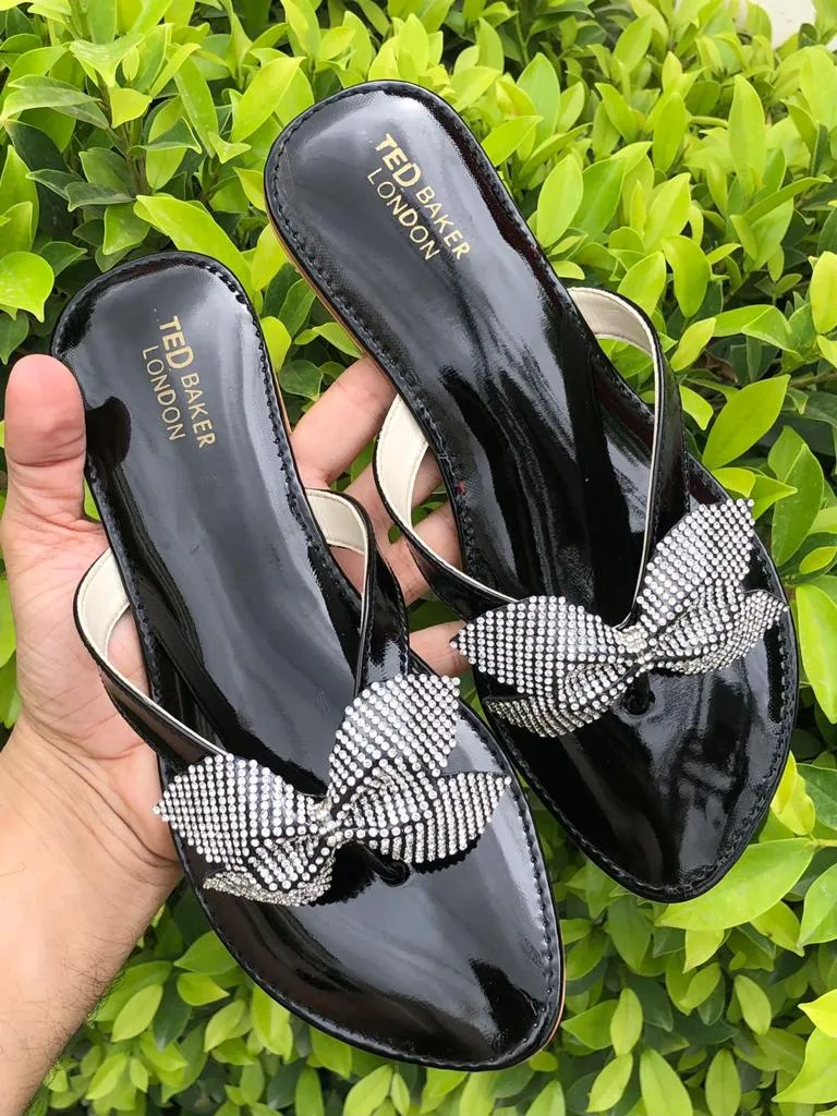 Sparkling Crystal Bow Flat Sandals - Elegant Comfort for Any Occasion