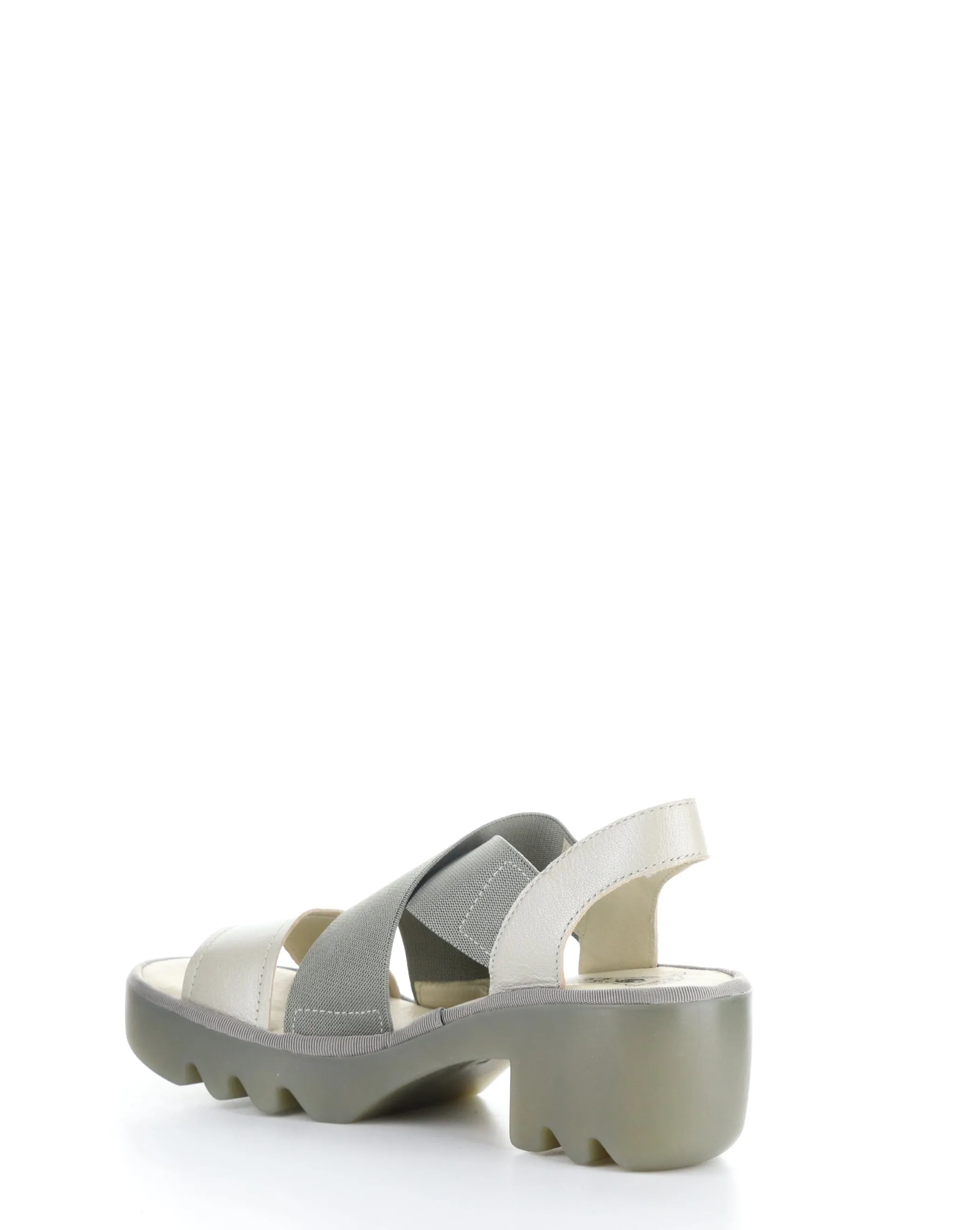 TAJI502FLY 004 SILVER Round Toe Sandals